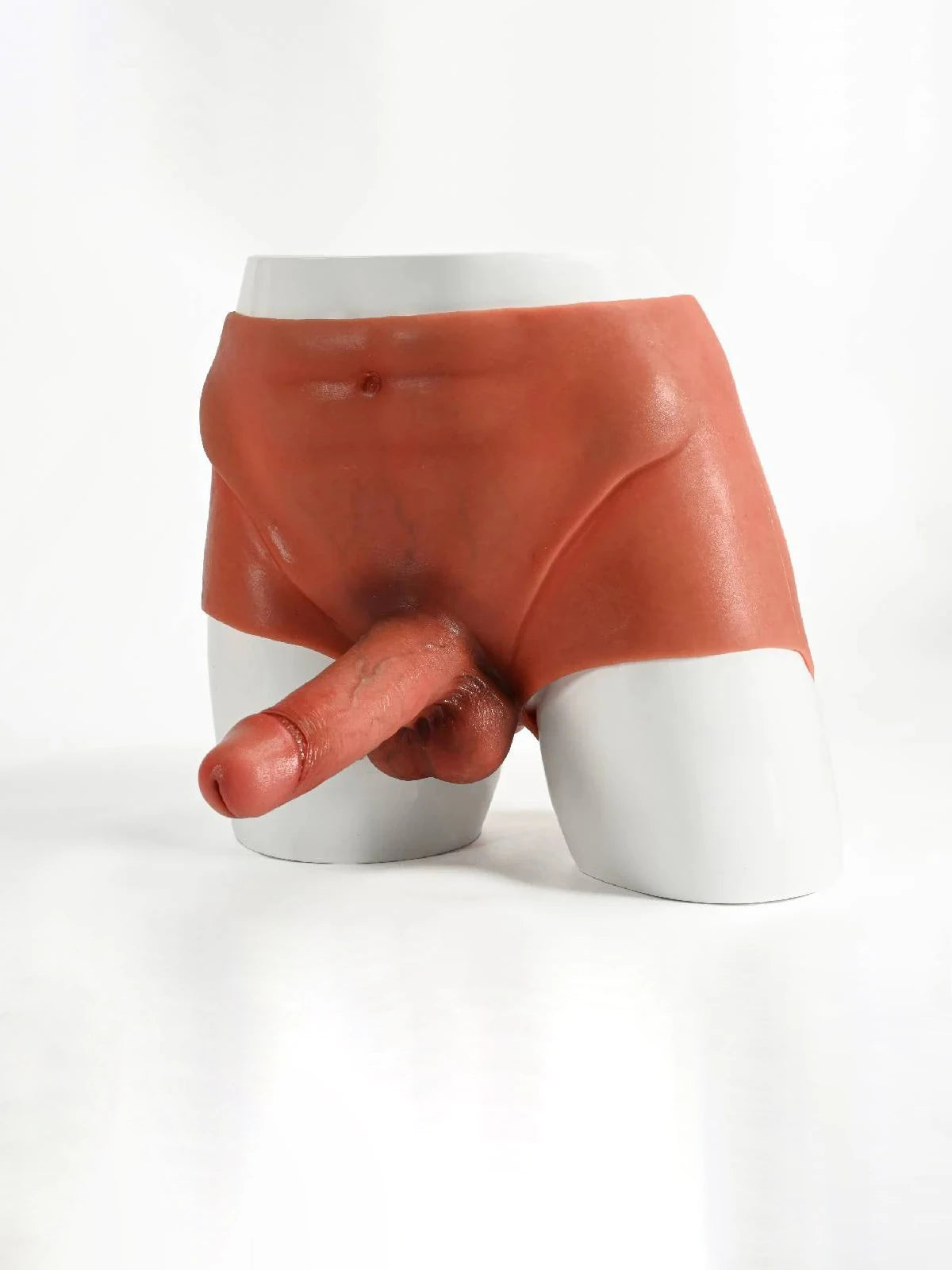 Beck - Vollummanteltes Silikon Strap-On-Höschen mit realistischem Dildo - 18,3 cm