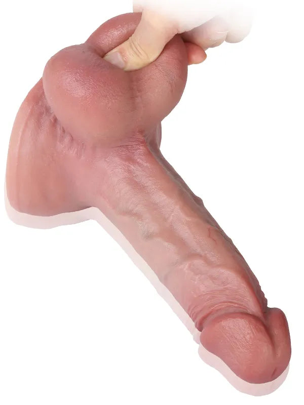 John - Realistischer Dildo mit Übergroßen Hoden und Dual-Density-Silikon - 20,2 cm